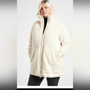 Athleta Tugga Coat M TALL